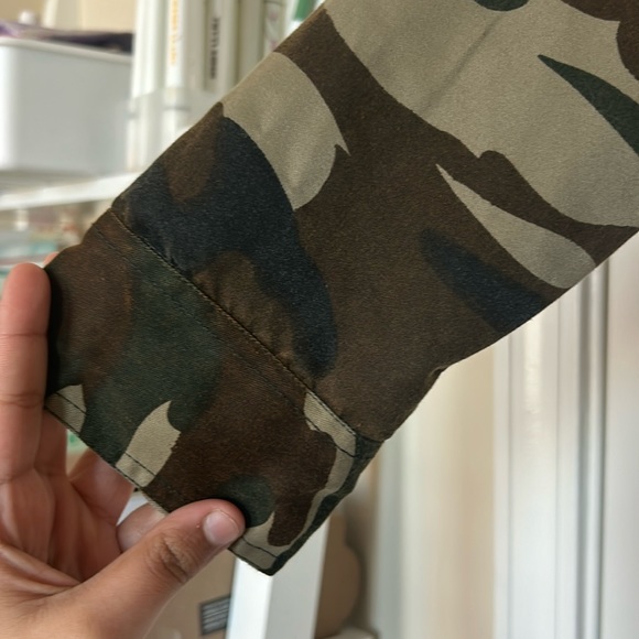 Beautiful stories camouflage jacket with unique pockets - Picture 7 of 9